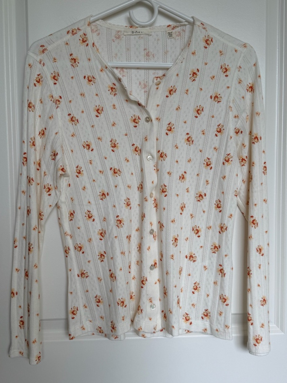 Doen Amelie Tee Pointelle Floral Button up French Marigold EC